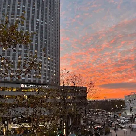 Hyatt-arc De Triomphe شقة